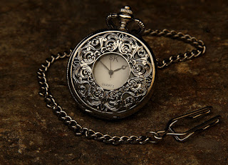 pocket-watch-560937_1280.jpg